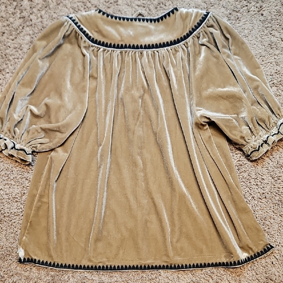 THML Nina Embroidered Velvet Tie Top - Picture 10 of 11